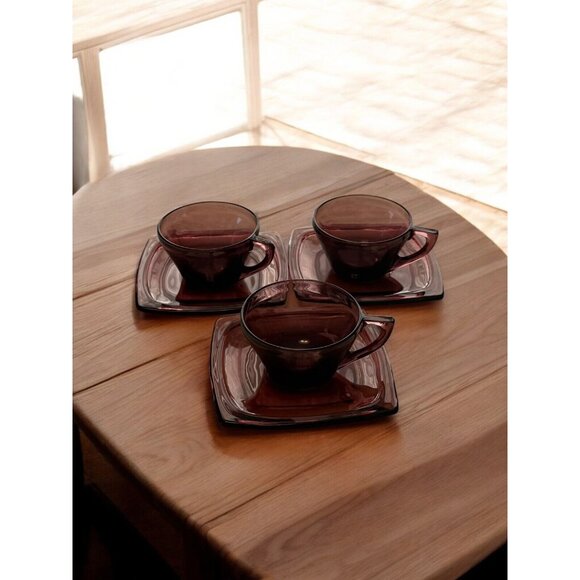 Hazel Atlas Moroccan Amethyst Purple Glass Cup & Square Saucer Set - Picture 14 of 14